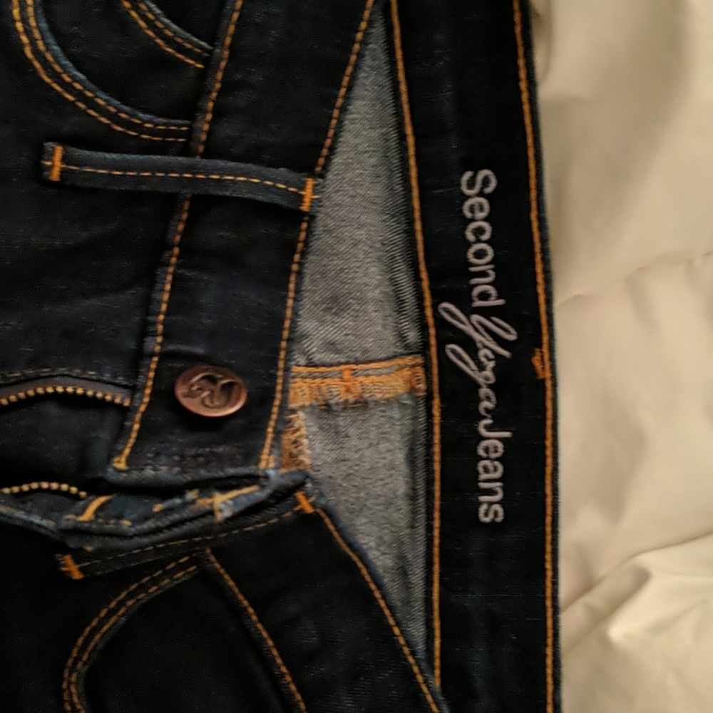 Jeans - Picture 2 of 2